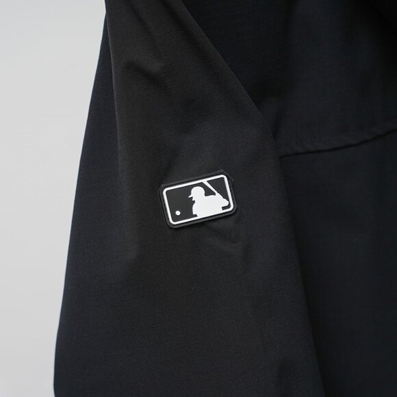 MLB Black Hooded Jacket - Picture 4 of 9